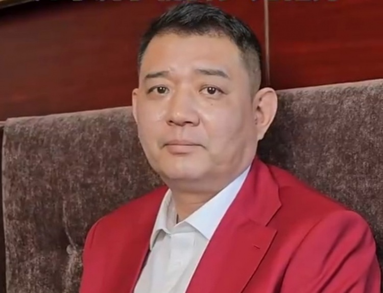  鞏曉彬：剛打球時(shí)工資20多塊錢(qián) 主要給父母、給家里改善生活