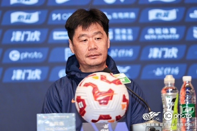  李霄鵬：希望明天比賽能打出一些新的東西，取得一個(gè)好的結(jié)果