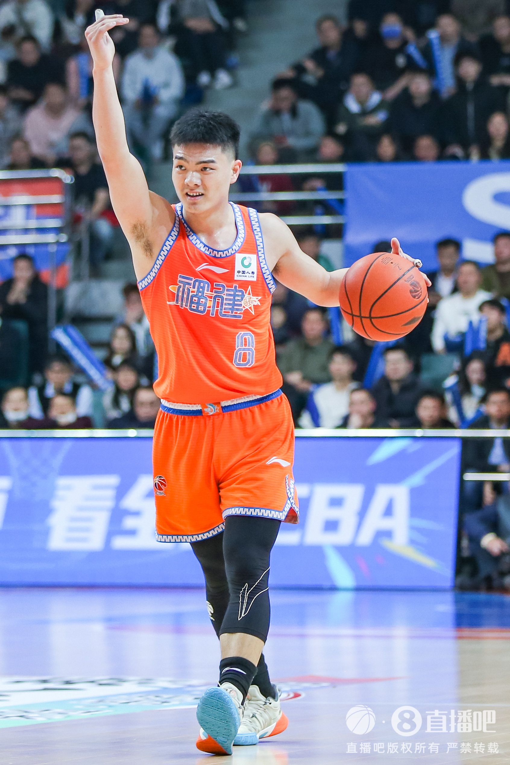  高效替補！黎伊揚11投7中貢獻17分2板4助3斷