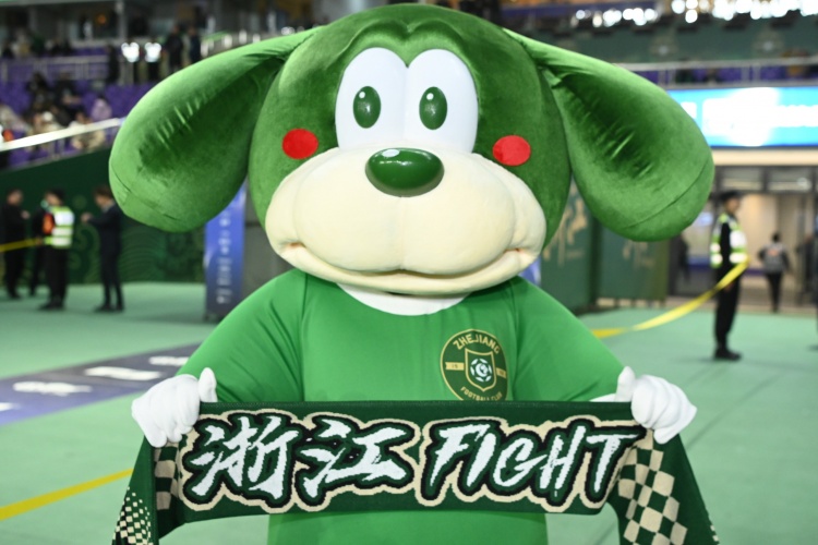  記者：為精簡人數(shù)和優(yōu)化年齡結(jié)構(gòu)，浙江隊今年可能不會報滿35人