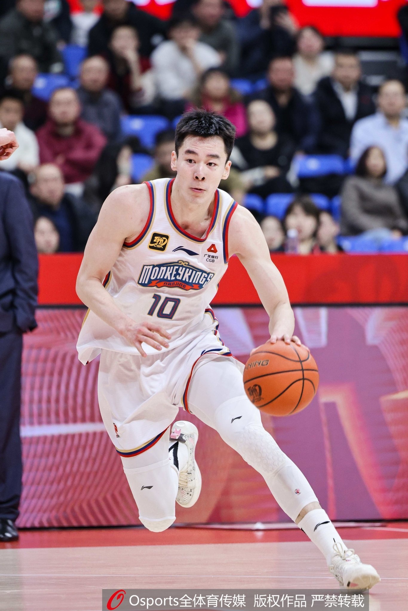  沖擊力十足！郭昊文17投5中&罰球14中12 得到24分10板5助
